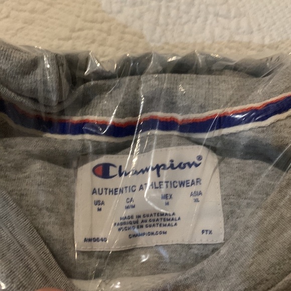 Champion oxford gray power blend classic sweatshirt. Medium. NWT - Picture 3 of 7